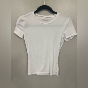 Abercrombie Essential Tuckable Baby Tee size small